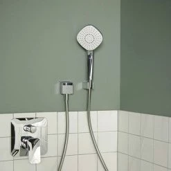 Ideal Standard Idealrain Evo 110mm Diamond 3 Function Handspray - B2232AA 9 Ideal Standard Idealrain Evo 110mm Diamond 3 Function Handspray - B2232AA -Ideal Standard Shop B2232AA D3 460