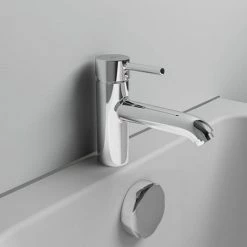 Ideal Standard Ceraline 1 Tap Hole Bath Filler - BC190AA 12 Ideal Standard Ceraline 1 Tap Hole Bath Filler - BC190AA -Ideal Standard Shop BC190AA D3 460
